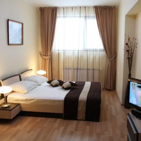 Aparthotel Complex Kamelia Pamporowo