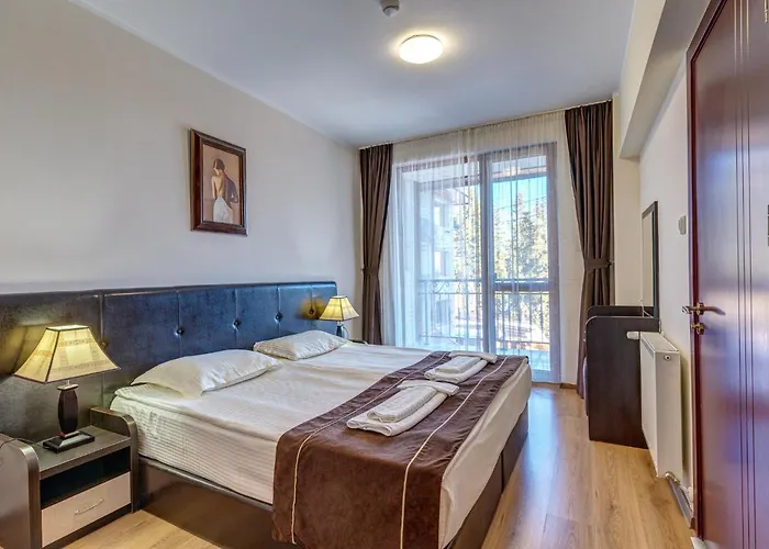 Complex Kamelia Aparthotel