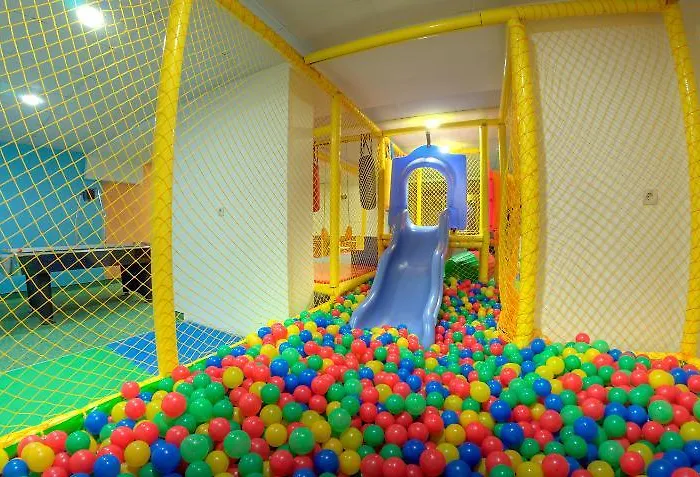 Complex Kamelia Aparthotel